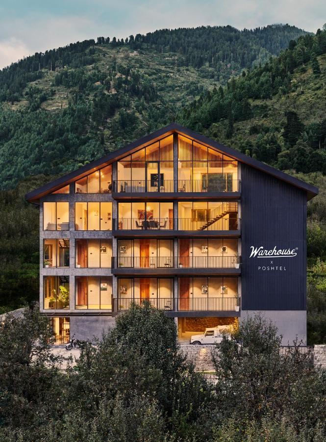 Hotel Warehouse X Poshtel Manāli Exterior foto